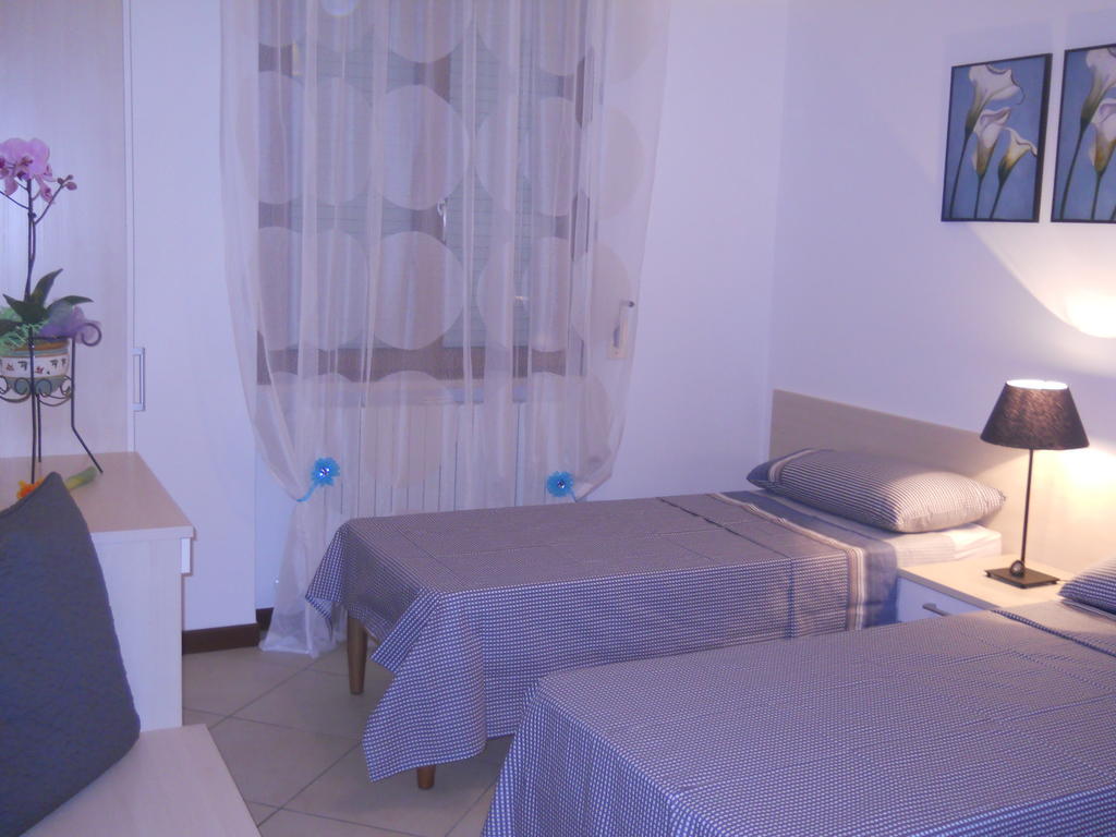 קסטלאנה גרוטה B&B Residenza Bianco Alle Grotte Di Castellana חדר תמונה